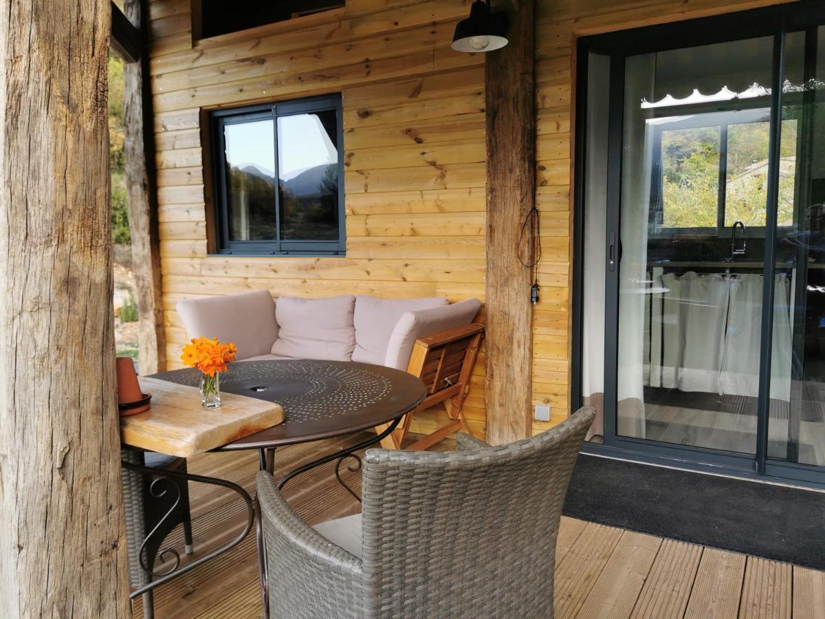La Peyregoune, Logement En Pleine Nature Et Table D'Hotes Blieux Exterior photo