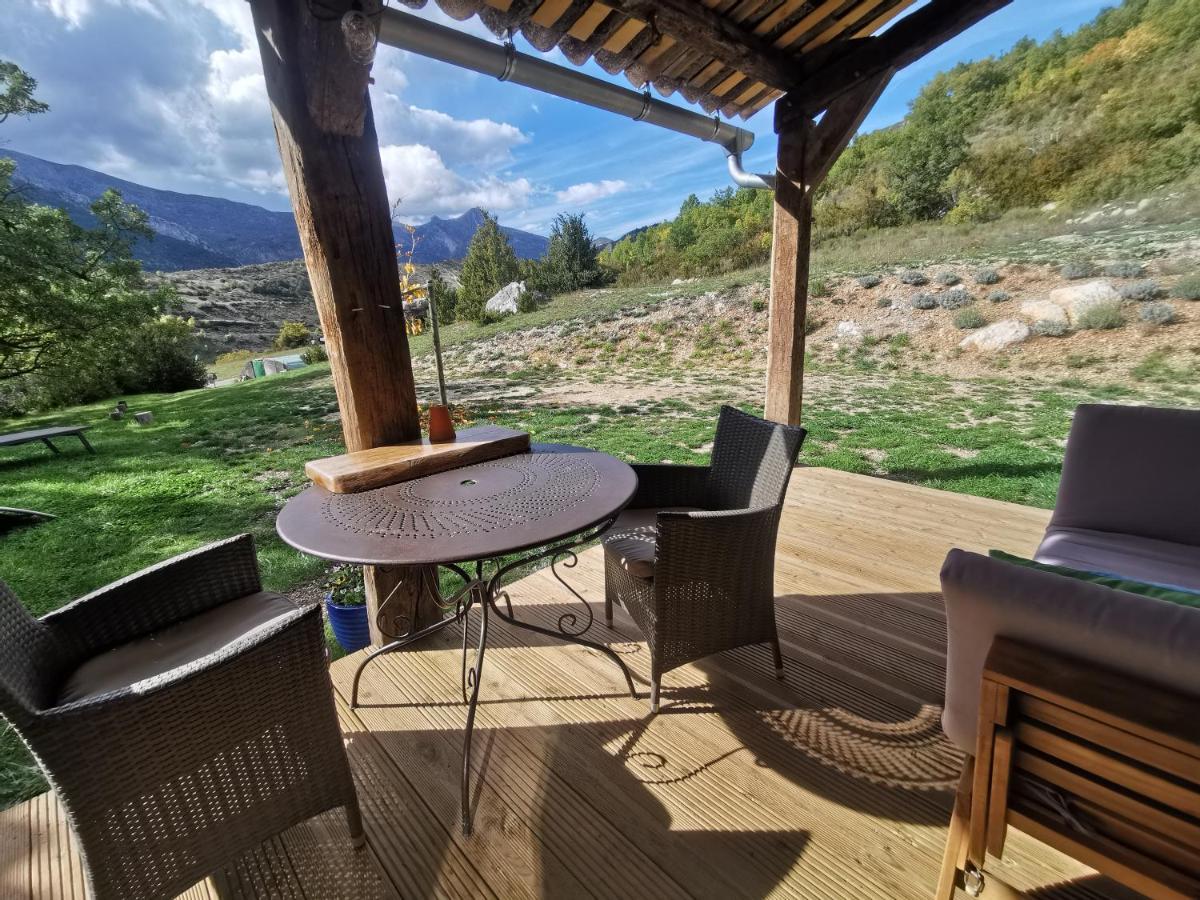La Peyregoune, Logement En Pleine Nature Et Table D'Hotes Blieux Exterior photo